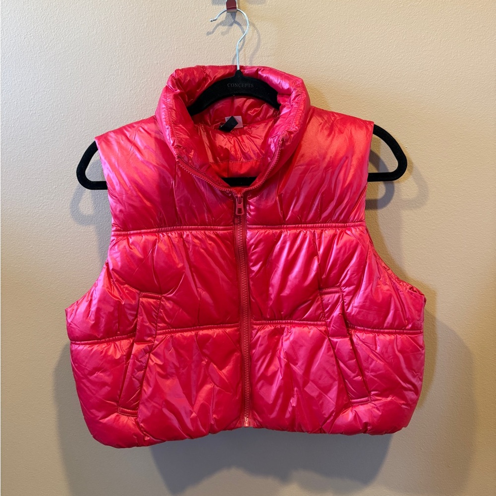 H&M Red Cropped Puffer Vest
